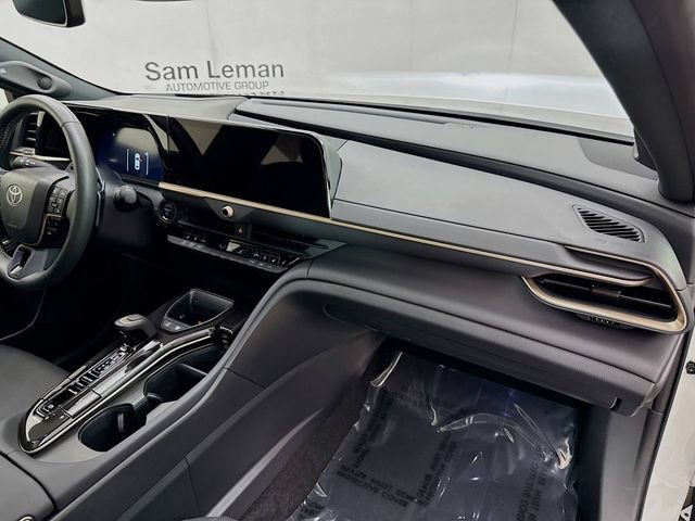 Used 2025 Toyota Crown Platinum image 30