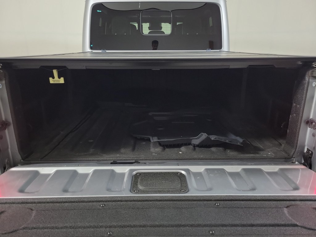 Used 2021 Jeep Gladiator Overland AWD/4WD image 6