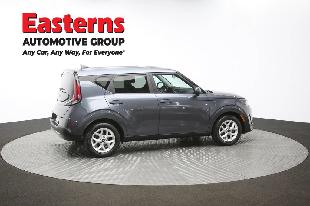 Used 2023 Kia Soul LX w/ LX Technology Package image 43