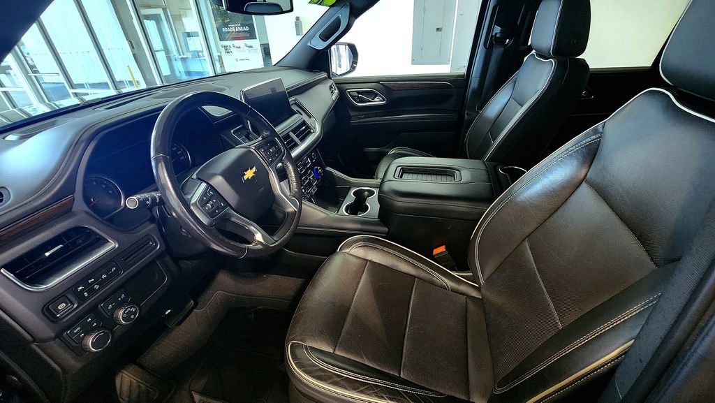 Used 2021 Chevrolet Tahoe Premier AWD/4WD image 12