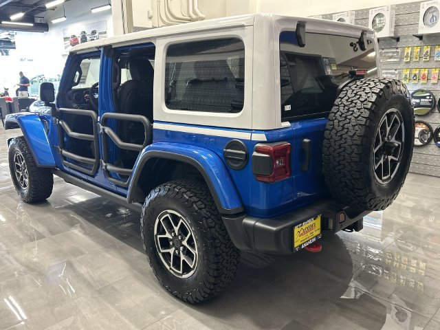New 2026 Jeep Wrangler Unlimited Rubicon w/ Whitecap Package AWD/4WD image 11