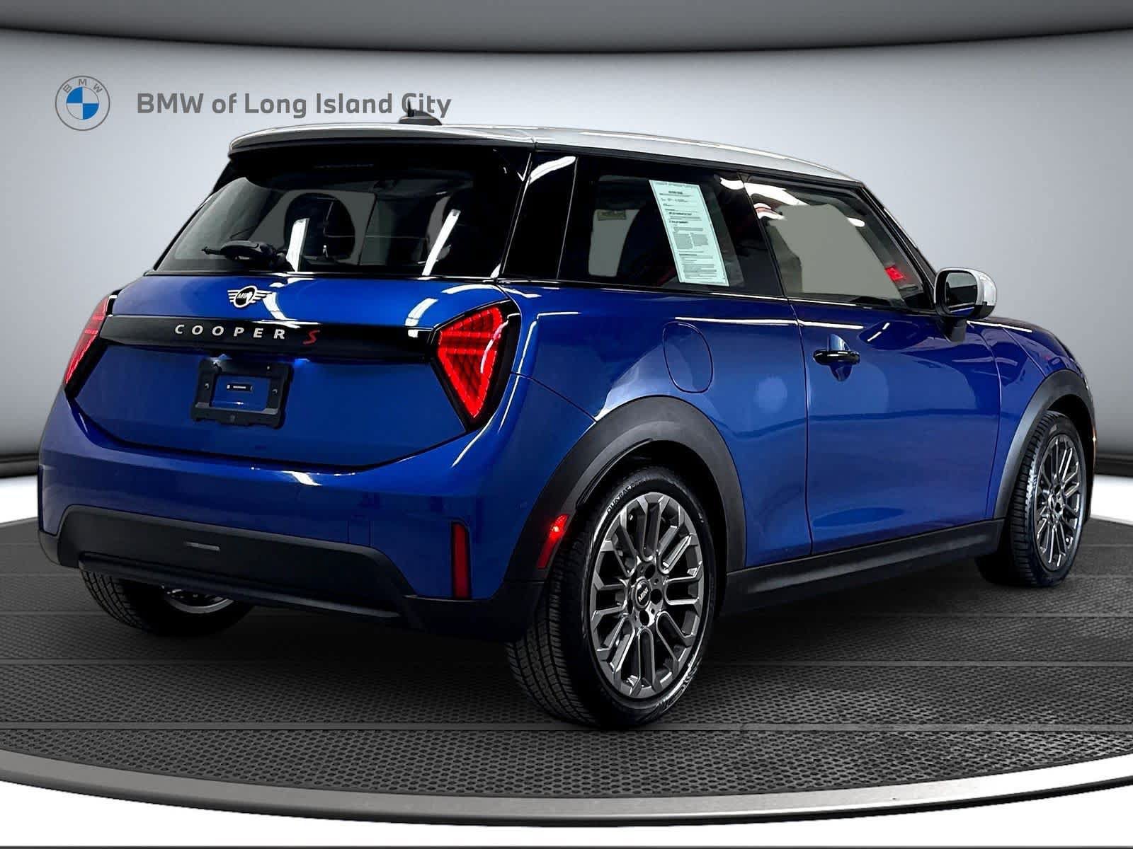 Used 2025 MINI Cooper S FWD image 5
