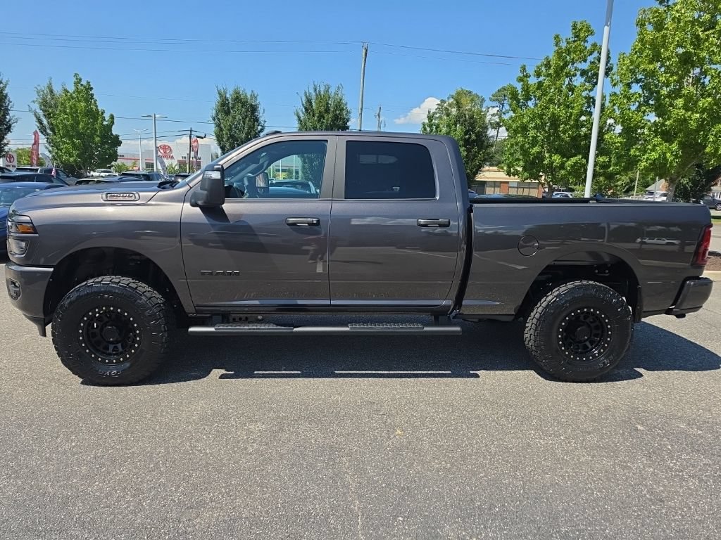 New 2026 RAM 2500 Big Horn AWD/4WD image 2