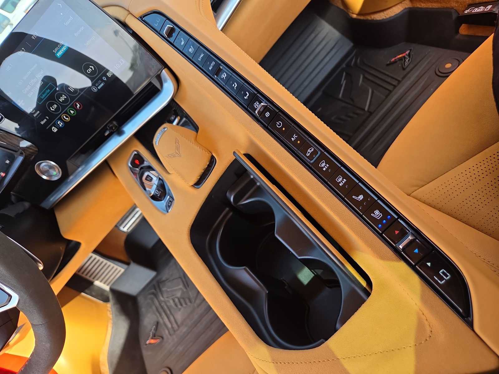 Used 2022 Chevrolet Corvette Stingray Premium Conv w/ Z51 Performance Package RWD image 22
