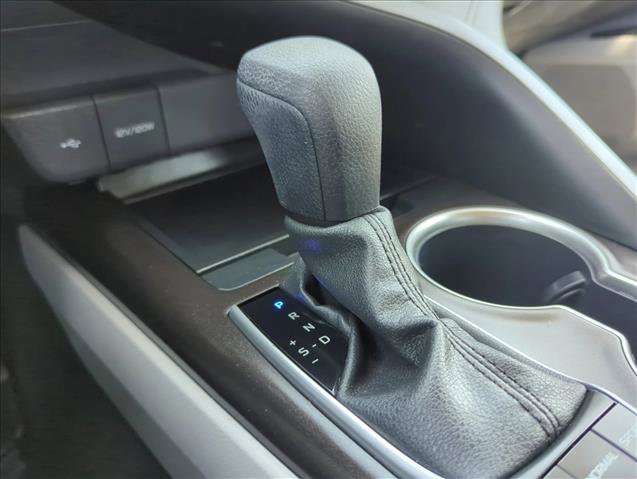 Used 2024 Toyota Camry LE AWD/4WD image 13