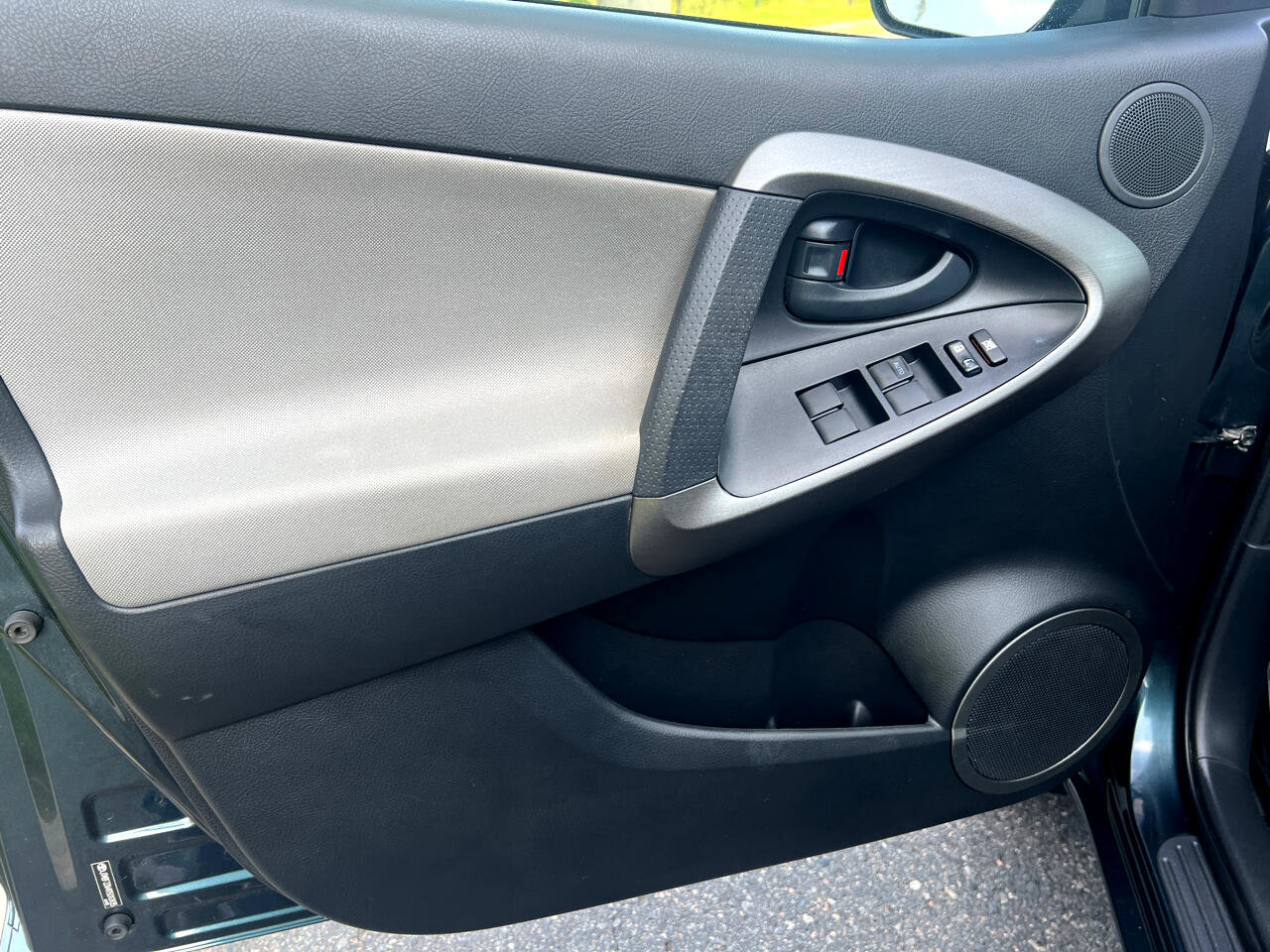 Used 2009 Toyota RAV4 4WD image 17