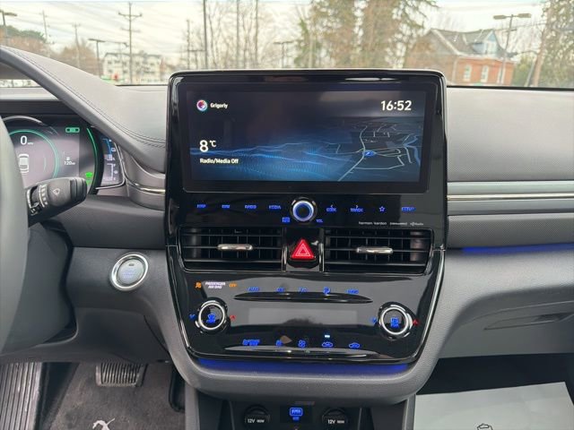 Used 2021 Hyundai Ioniq Limited image 18