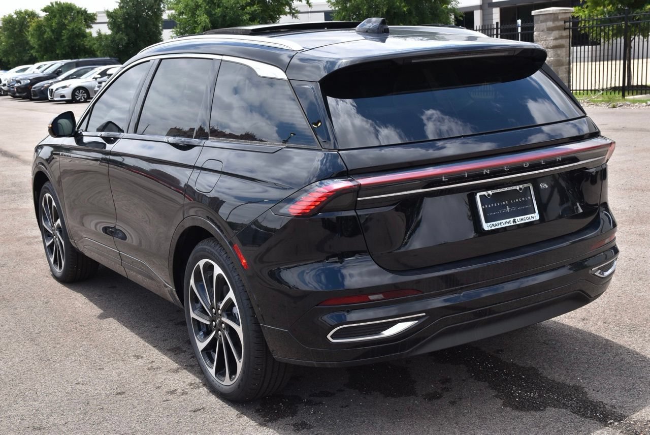 New 2026 Lincoln Nautilus Black Label AWD/4WD image 16