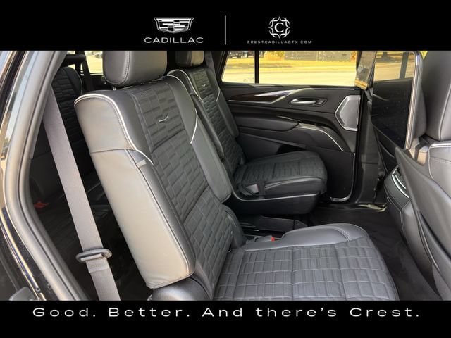 Certified 2024 Cadillac Escalade Sport Platinum w/ Heavy-Duty Trailer Package AWD/4WD image 32