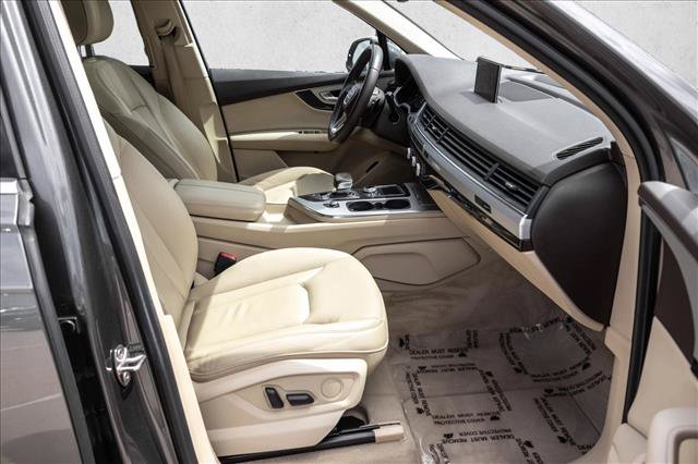 Used 2019 Audi Q7 2.0T Premium w/ Convenience Package AWD/4WD image 26