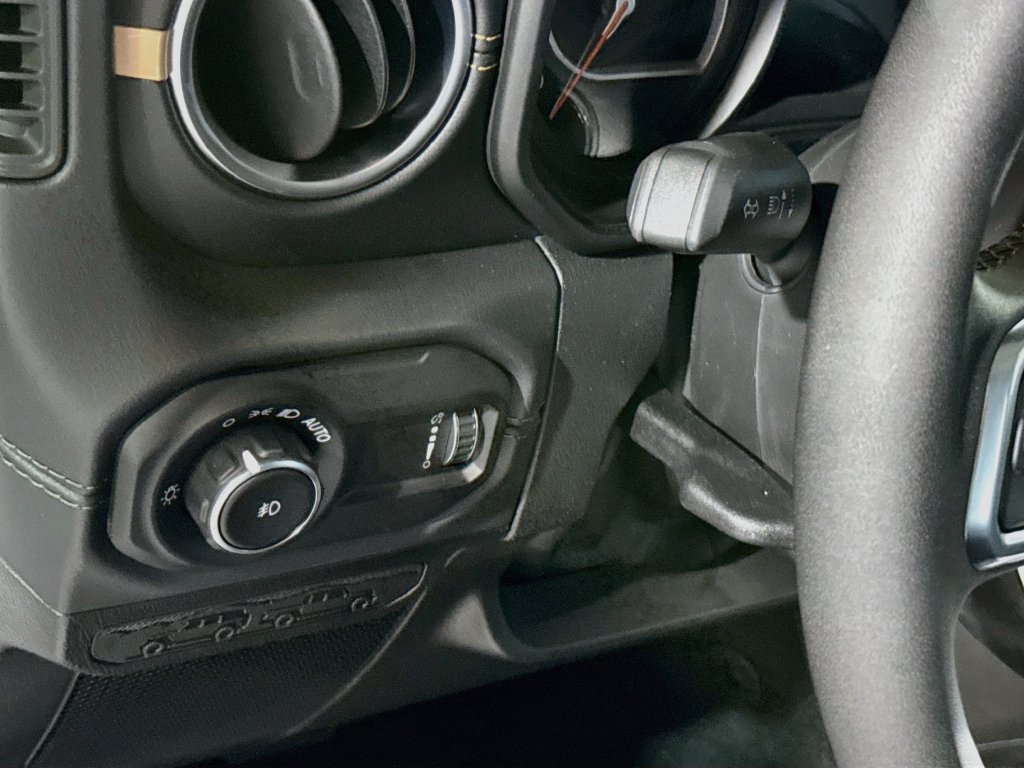 New 2027 Jeep Wrangler Unlimited Sahara AWD/4WD image 10