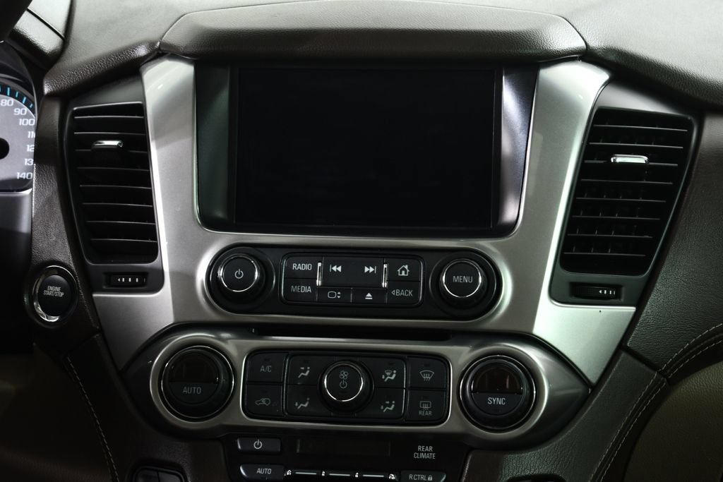 Used 2018 Chevrolet Suburban Premier AWD/4WD image 9