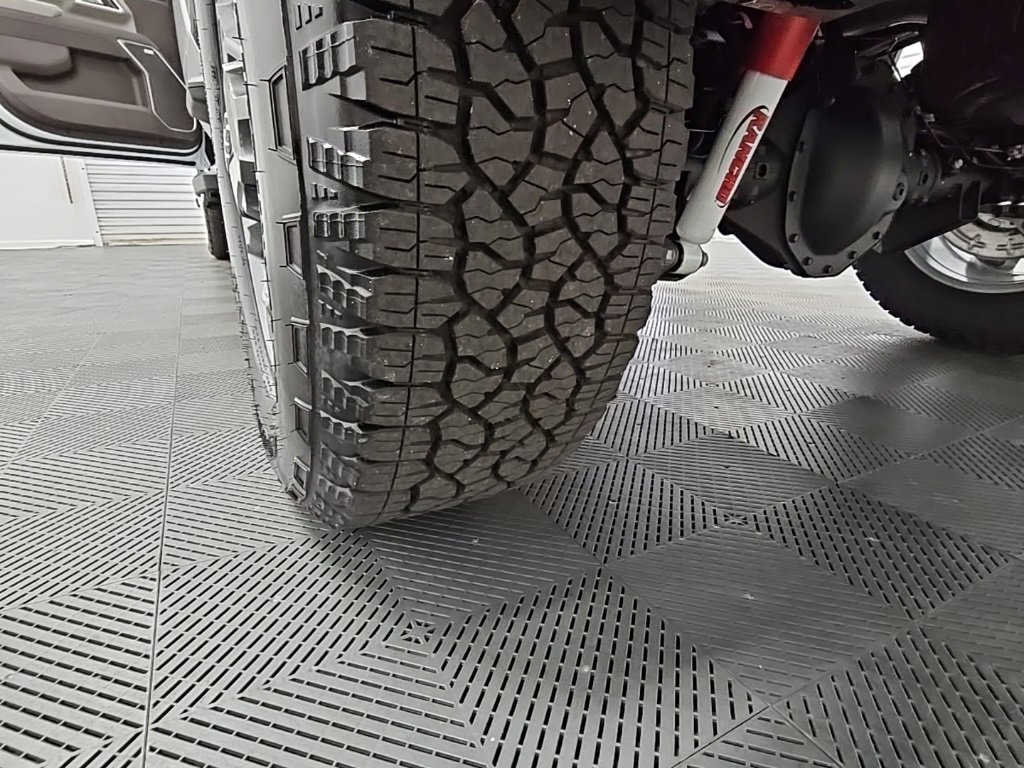 New 2025 GMC Sierra 2500 SLT image 46