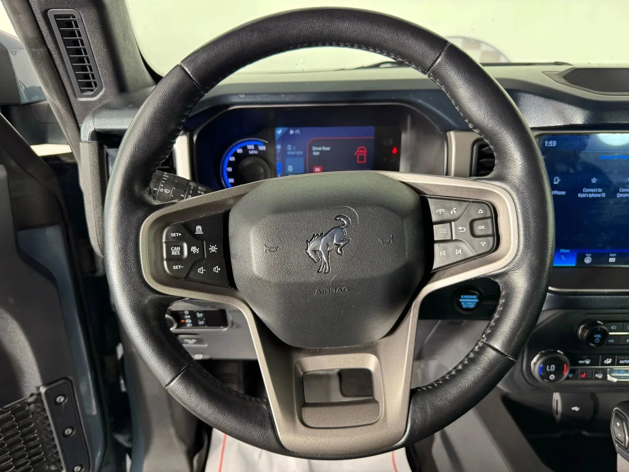 Used 2023 Ford Bronco Outer Banks image 13