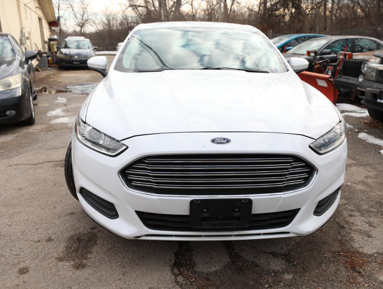 Used 2016 Ford Fusion S FWD image 3