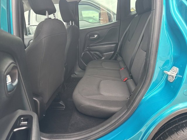 Used 2022 Jeep Renegade Sport image 4