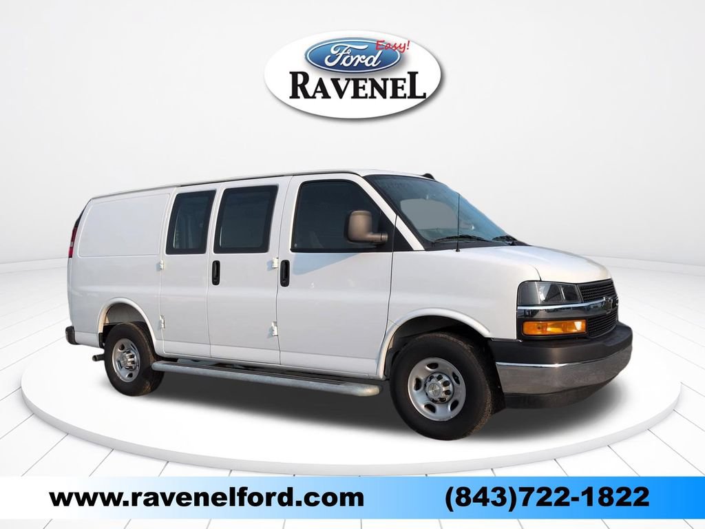 Used 2025 Chevrolet Express 2500 w/ Driver Convenience Package RWD image 1