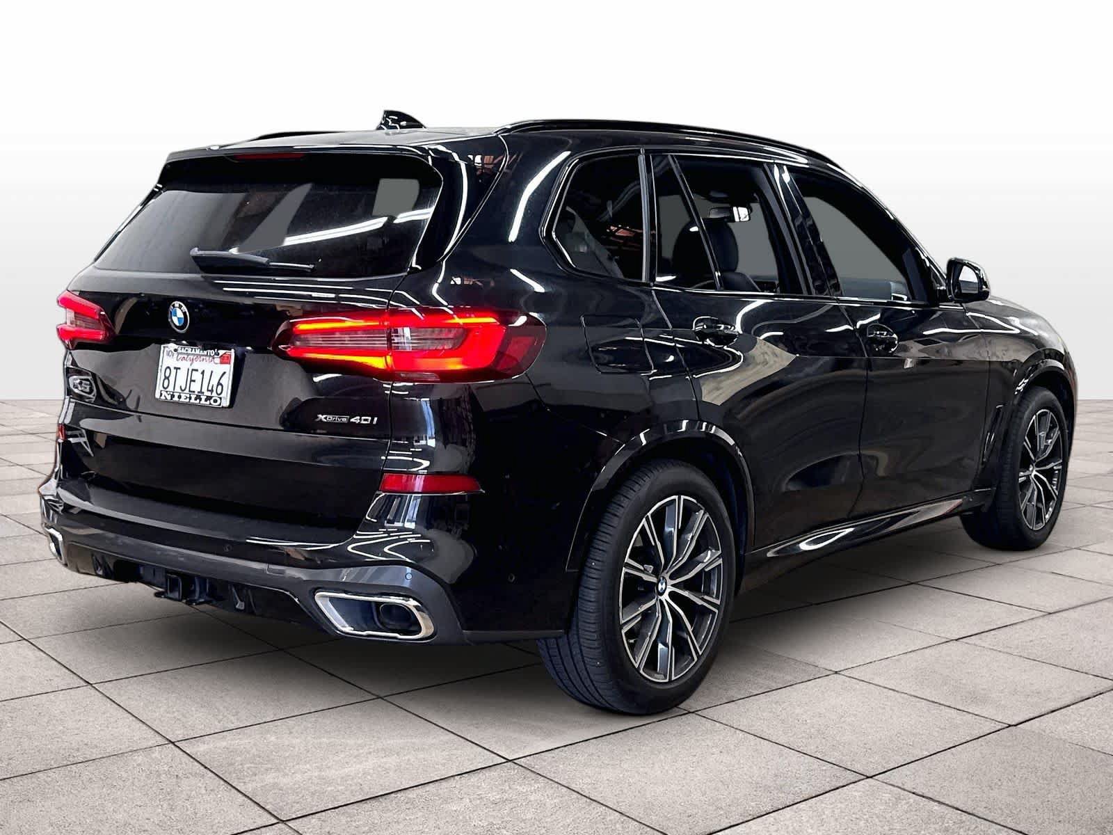 Used 2021 BMW X5 xDrive40i w/ M Sport Package AWD/4WD image 15