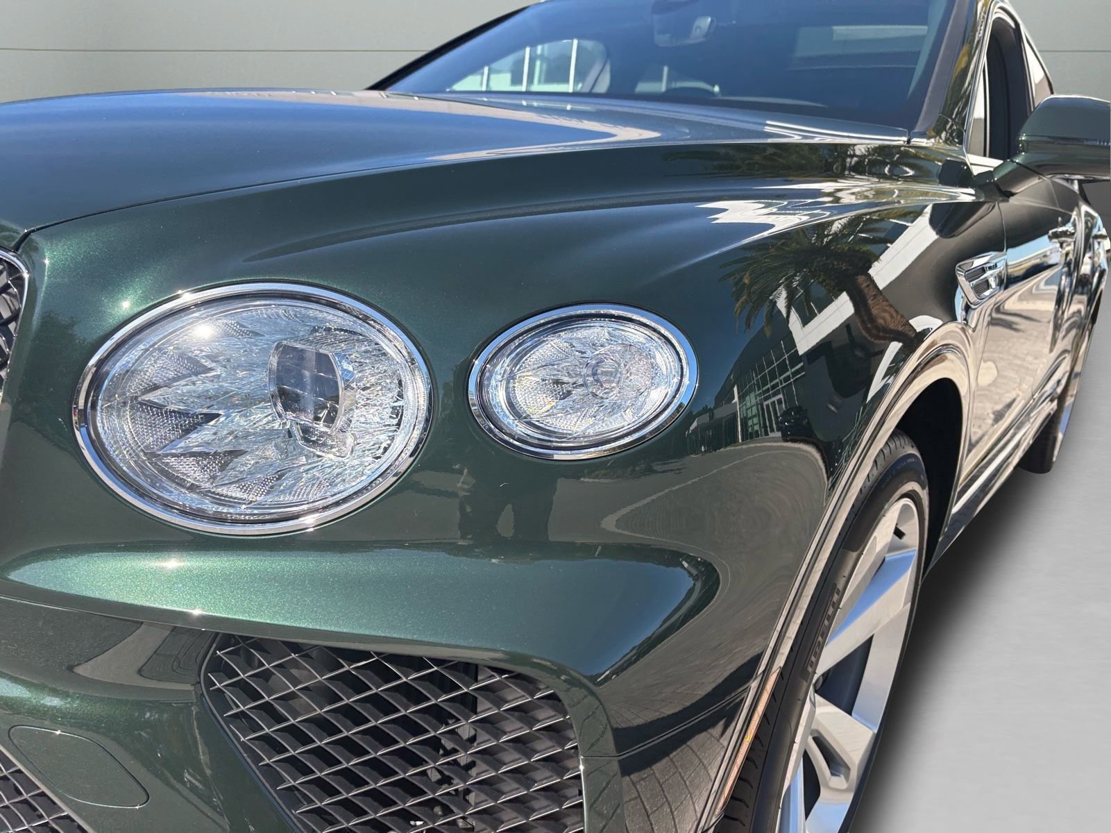 New 2025 Bentley Bentayga Extended Wheelbase image 31