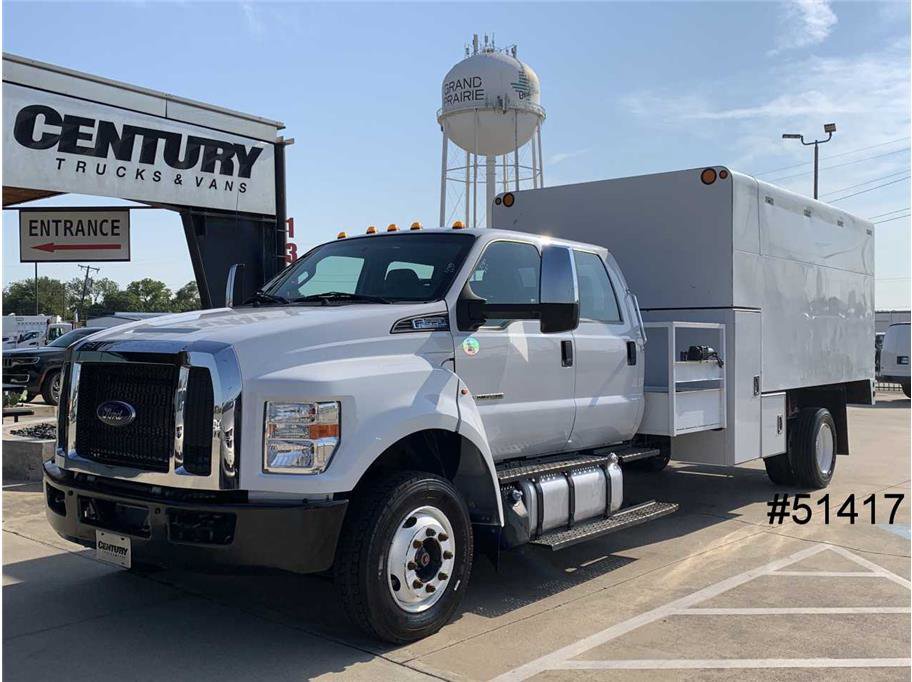 Used 2021 Ford F650 2WD Crew Cab Super Duty image 3