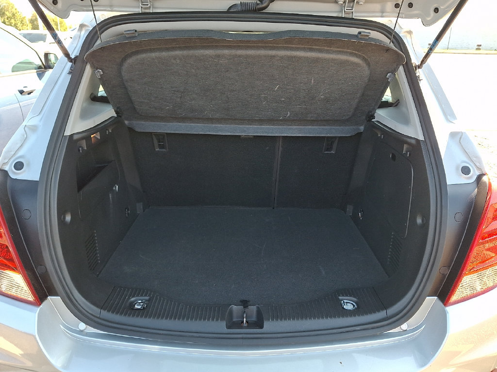 Used 2017 Chevrolet Trax LS FWD image 29