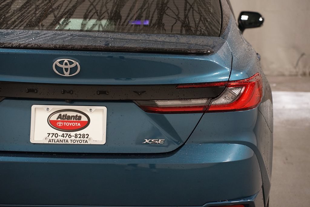 Used 2025 Toyota Camry XSE FWD image 10