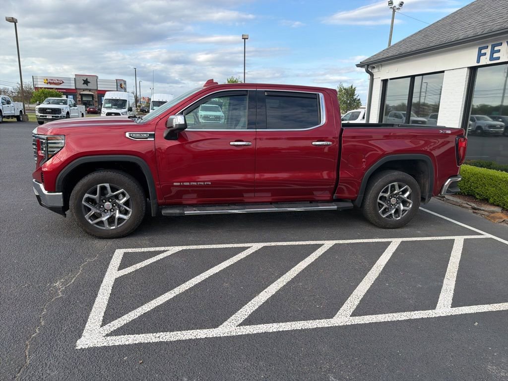 Used 2025 GMC Sierra 1500 SLT w/ SLT Premium Package image 2