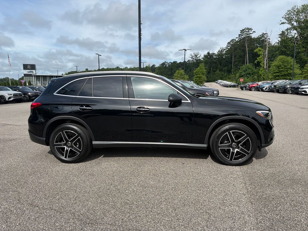Used 2026 Mercedes-Benz GLC 300 4MATIC image 13