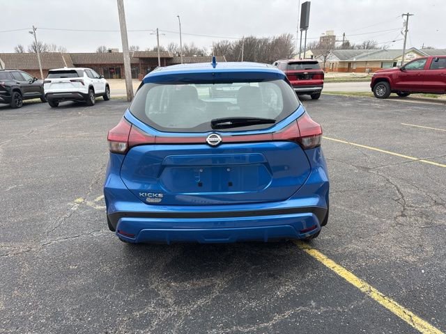 Used 2021 Nissan Kicks S image 6