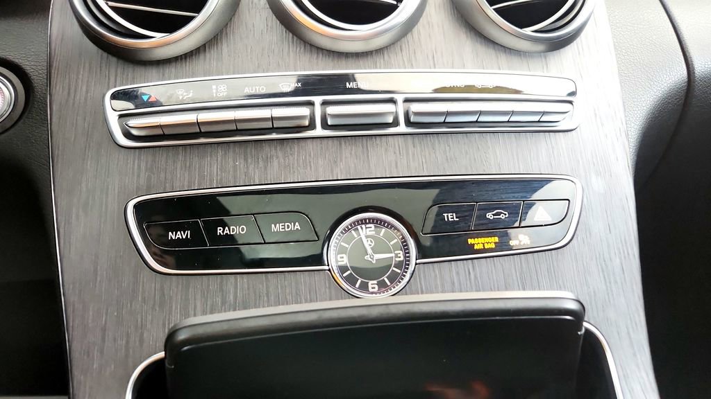Used 2019 Mercedes-Benz C 300 4MATIC Sedan image 21