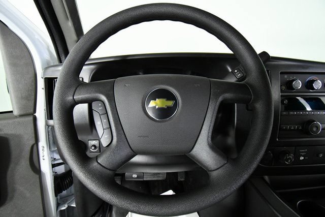 New 2025 Chevrolet Express 3500 Extended RWD image 2