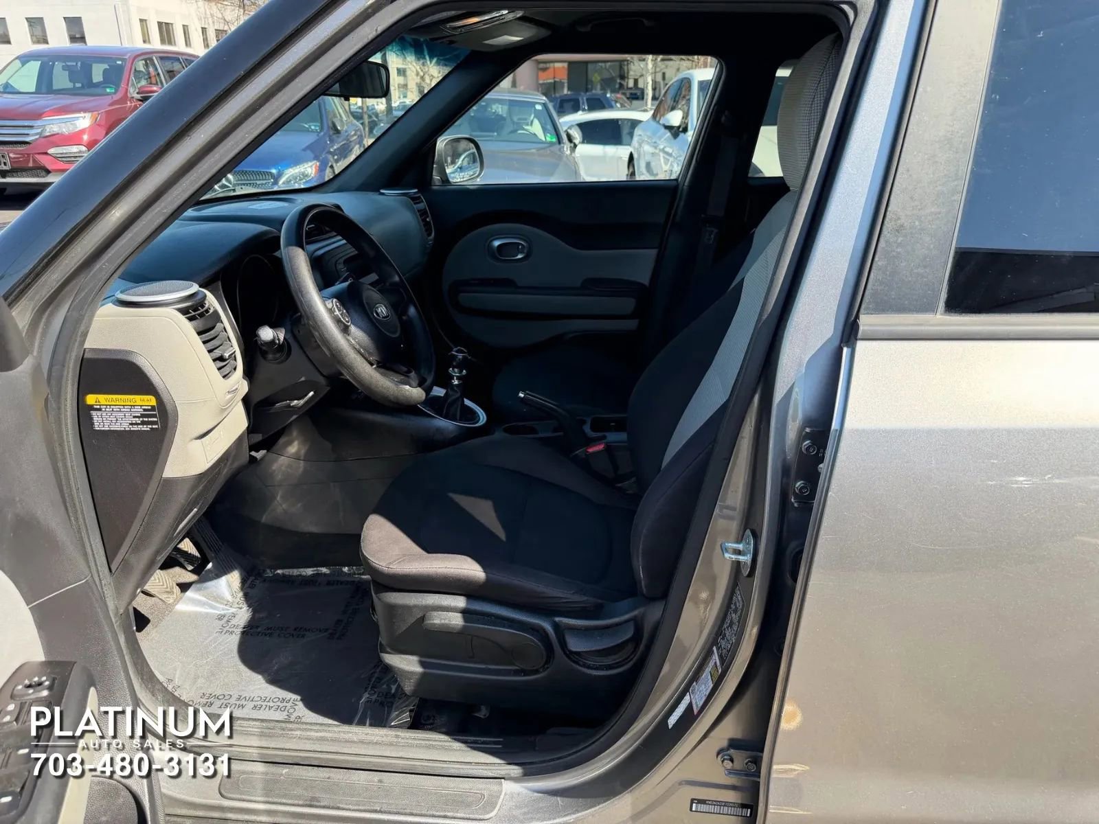 Used 2015 Kia Soul FWD image 12