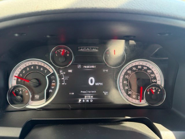Used 2020 RAM 1500 Classic SLT w/ Luxury Group RWD image 34
