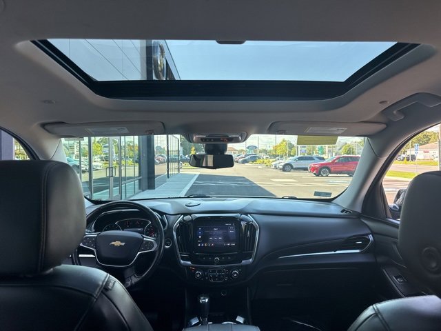 Used 2020 Chevrolet Traverse Premier w/ Redline Edition image 13