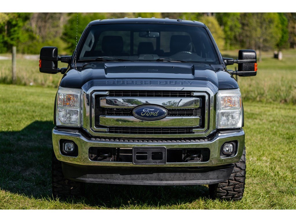 Used 2014 Ford F250 Lariat w/ Lariat Ultimate Package image 4