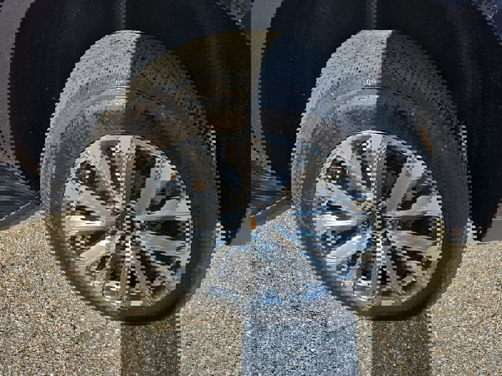 Used 2025 Chevrolet Tahoe High Country image 35