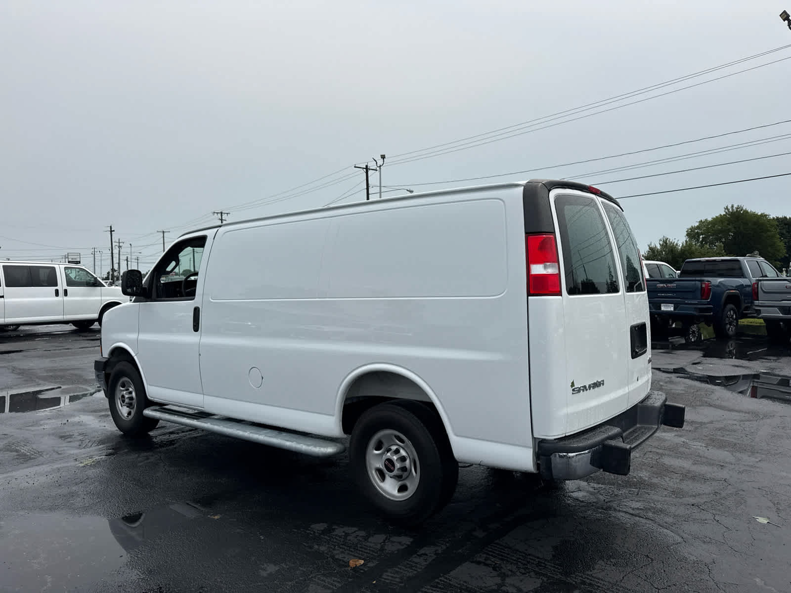 Certified 2025 GMC Savana 2500 w/ Driver Convenience Package RWD image 3