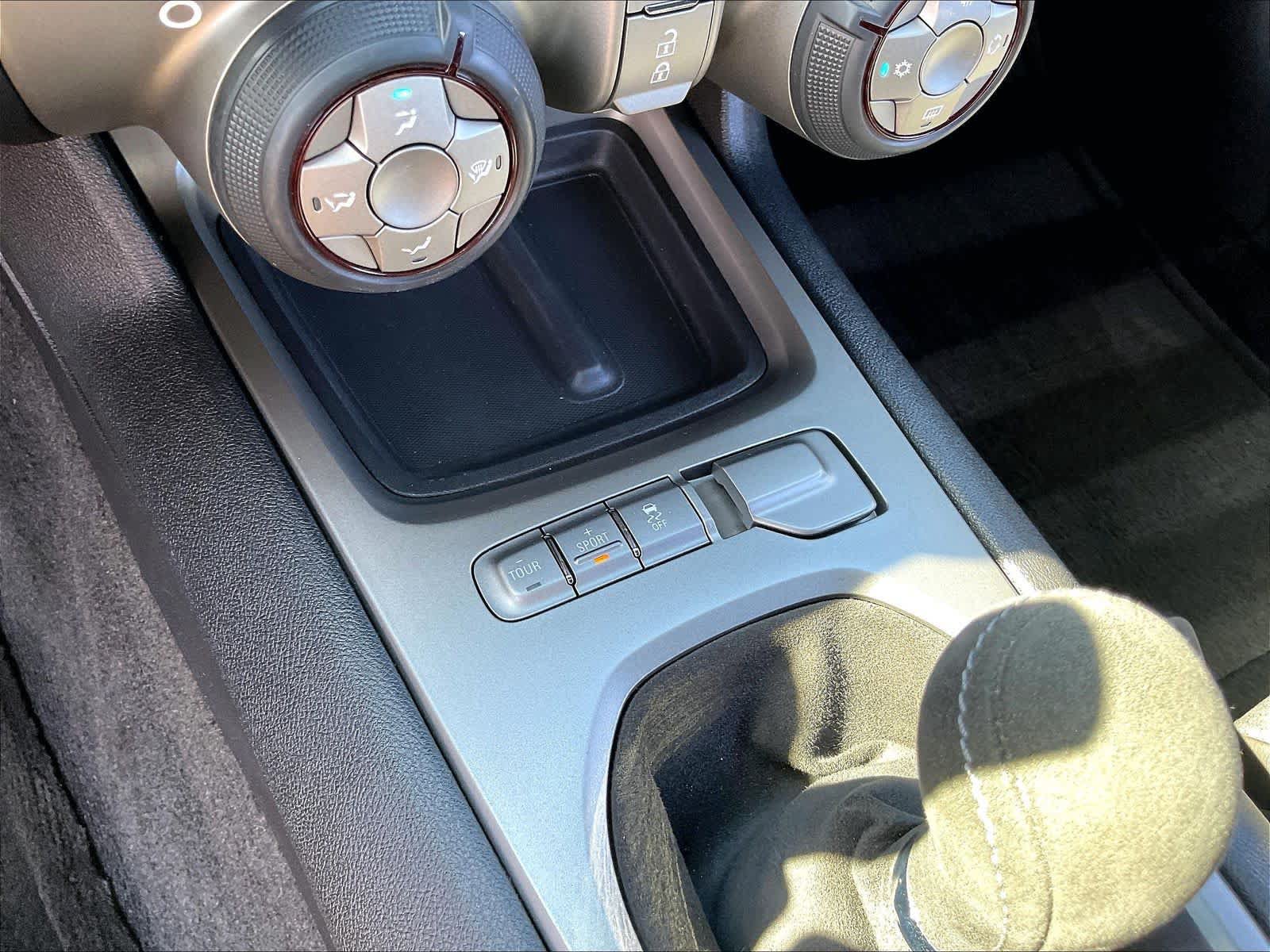 Used 2015 Chevrolet Camaro Z/28 RWD image 35