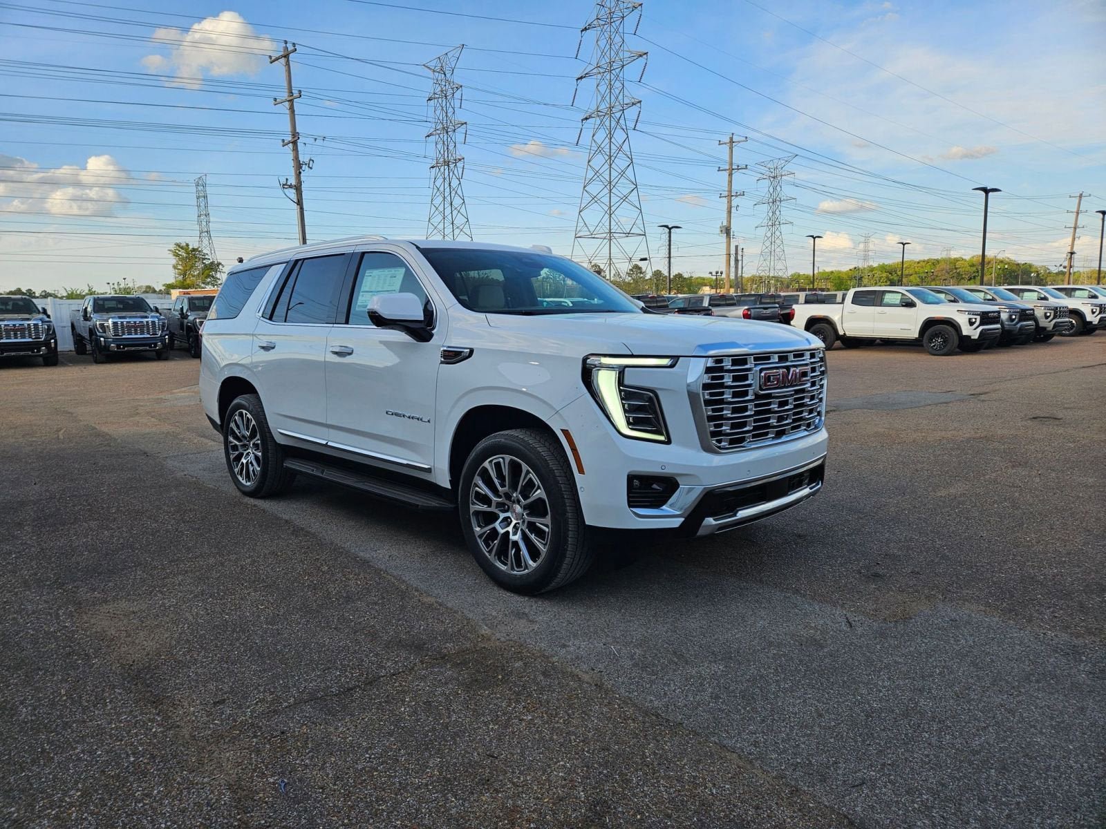 New 2026 GMC Yukon Denali AWD/4WD image 8