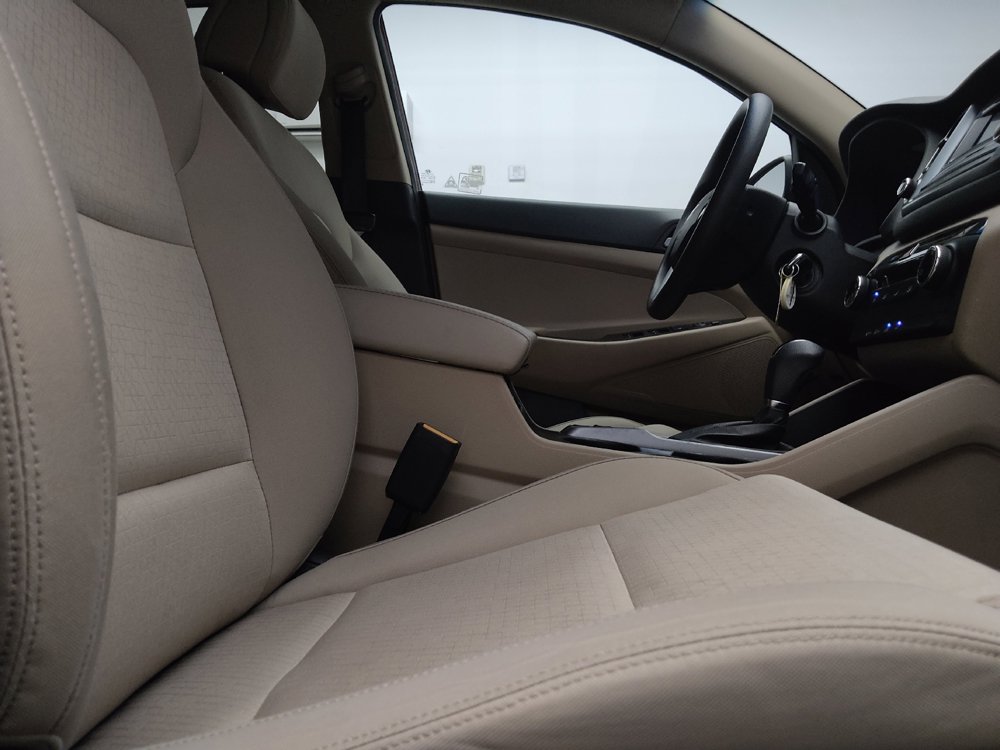 Used 2016 Hyundai Tucson SE w/ Option Group 12 FWD image 21