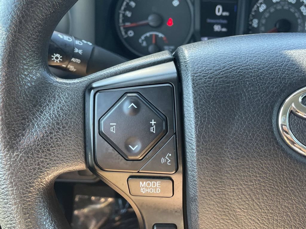 Used 2022 Toyota Tacoma SR AWD/4WD image 28