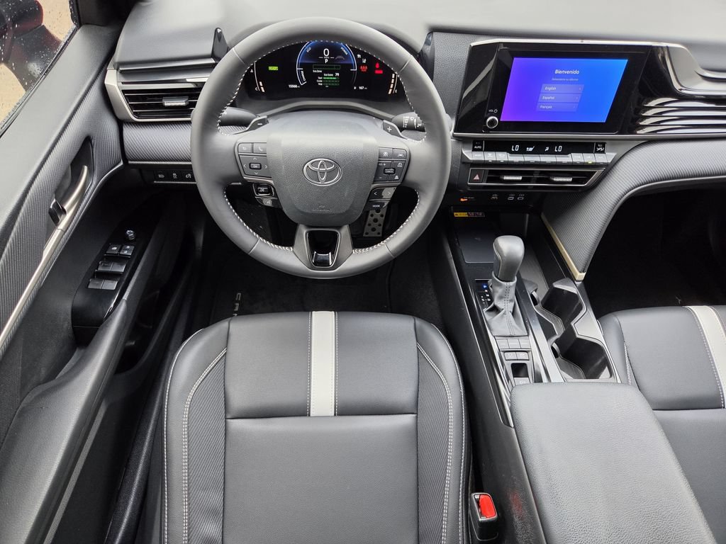 Used 2025 Toyota Camry SE w/ Convenience Package FWD image 14