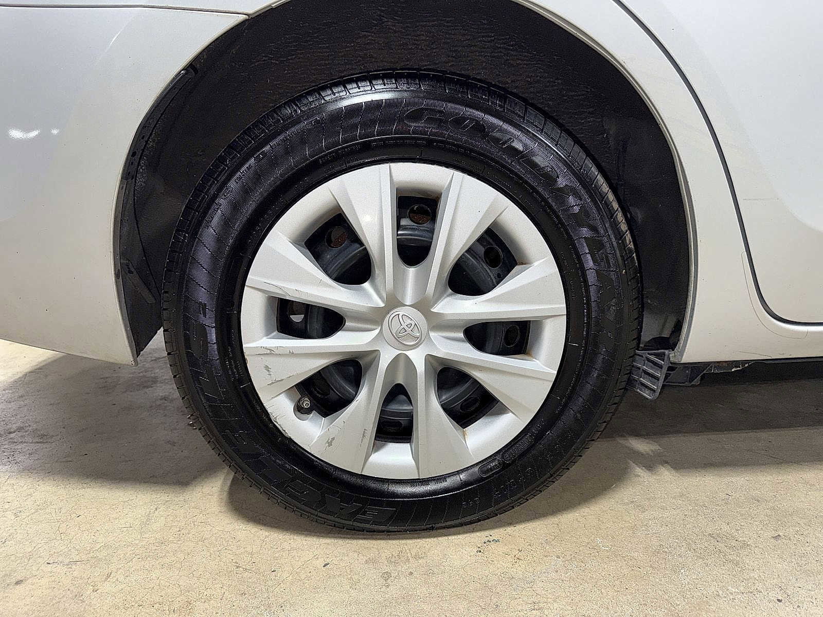 Used 2016 Toyota Corolla L image 10