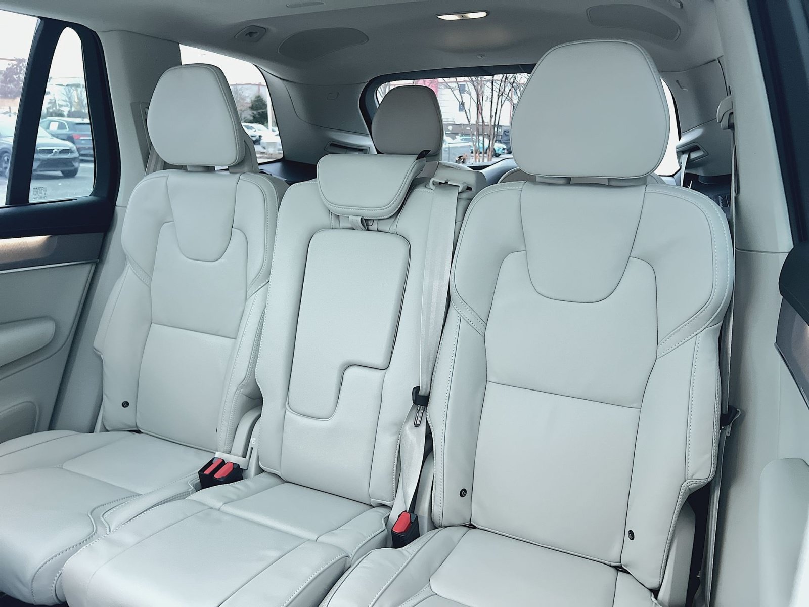New 2026 Volvo XC90 T8 Ultra w/ Protection Package Premier AWD/4WD image 33