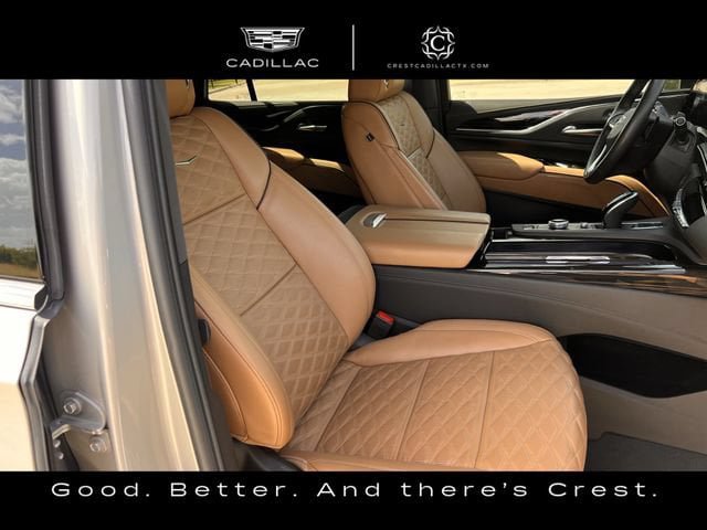 Certified 2024 Cadillac Escalade Premium Luxury w/ Performance Package AWD/4WD image 29