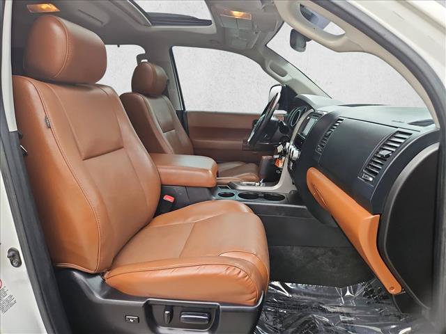 Used 2016 Toyota Sequoia Platinum AWD/4WD image 24