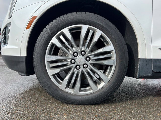 Used 2018 Cadillac XT5 Premium Luxury w/ Driver Assist Package AWD/4WD image 12