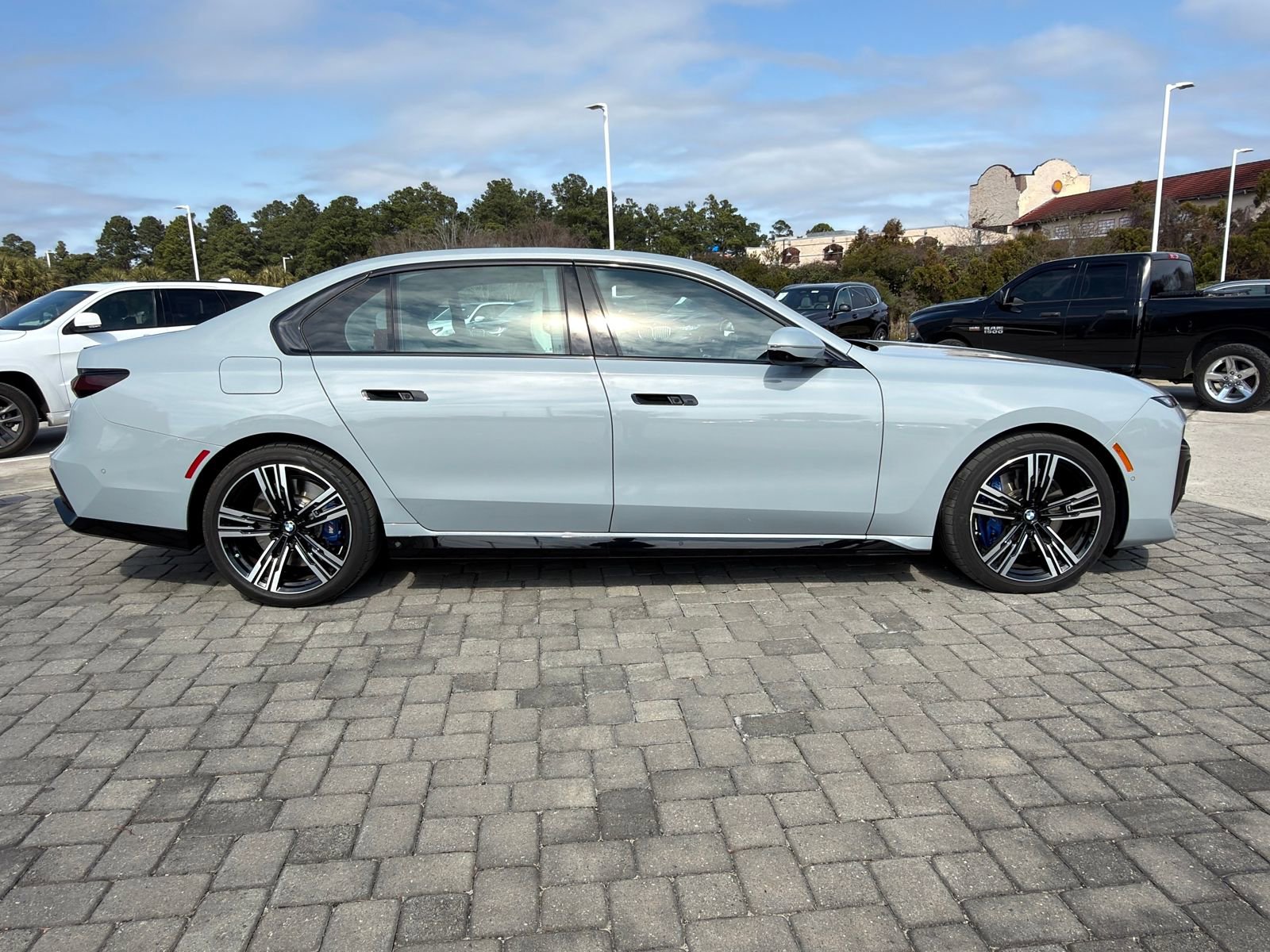 Certified 2024 BMW 760i xDrive w/ Executive Package image 8