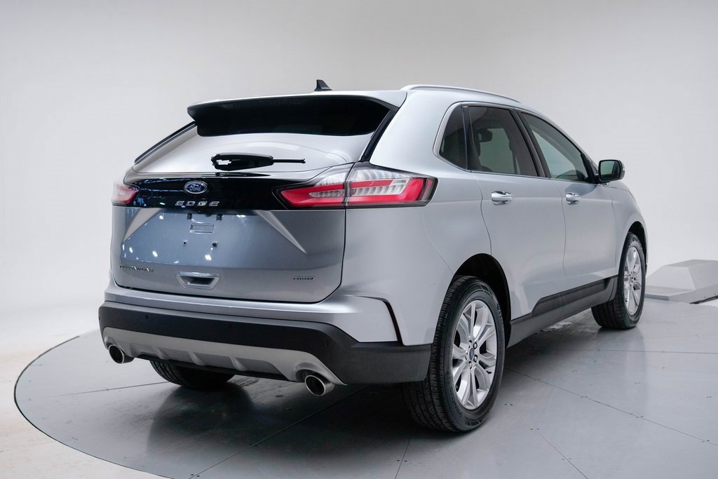 Used 2022 Ford Edge Titanium image 10