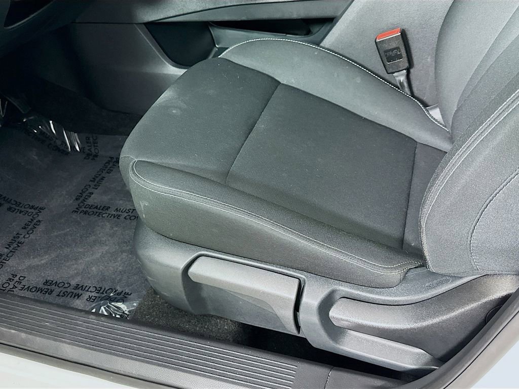 Certified 2023 Nissan Rogue S image 28